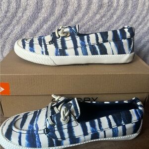 Sperry women’s  Navy and White Striped Boat Shoes